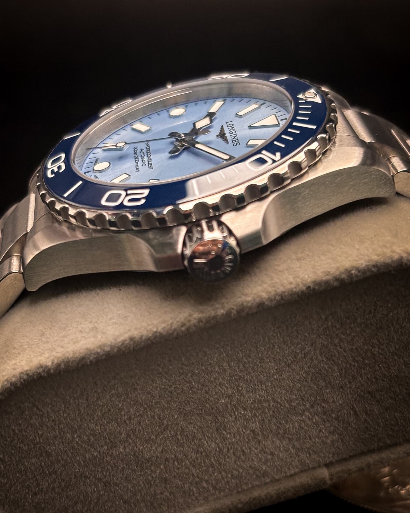 Longines HydroConquest Boutique Exclusive Edition detail 2