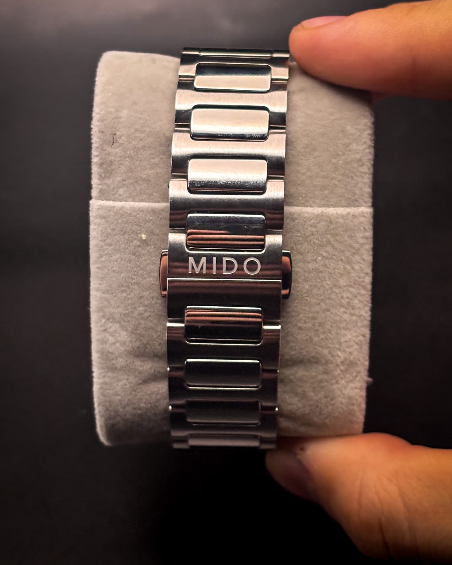 Mido Multifort TV Big Date detail 4