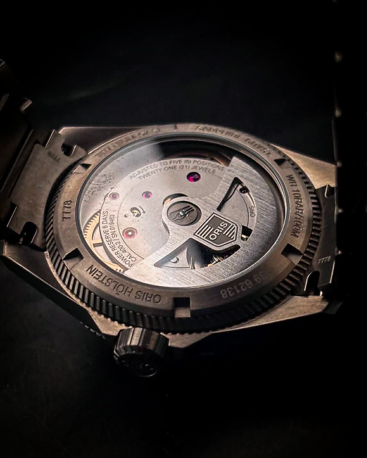 Oris ProPilot X Calibre 400 "Stealth" detail 4