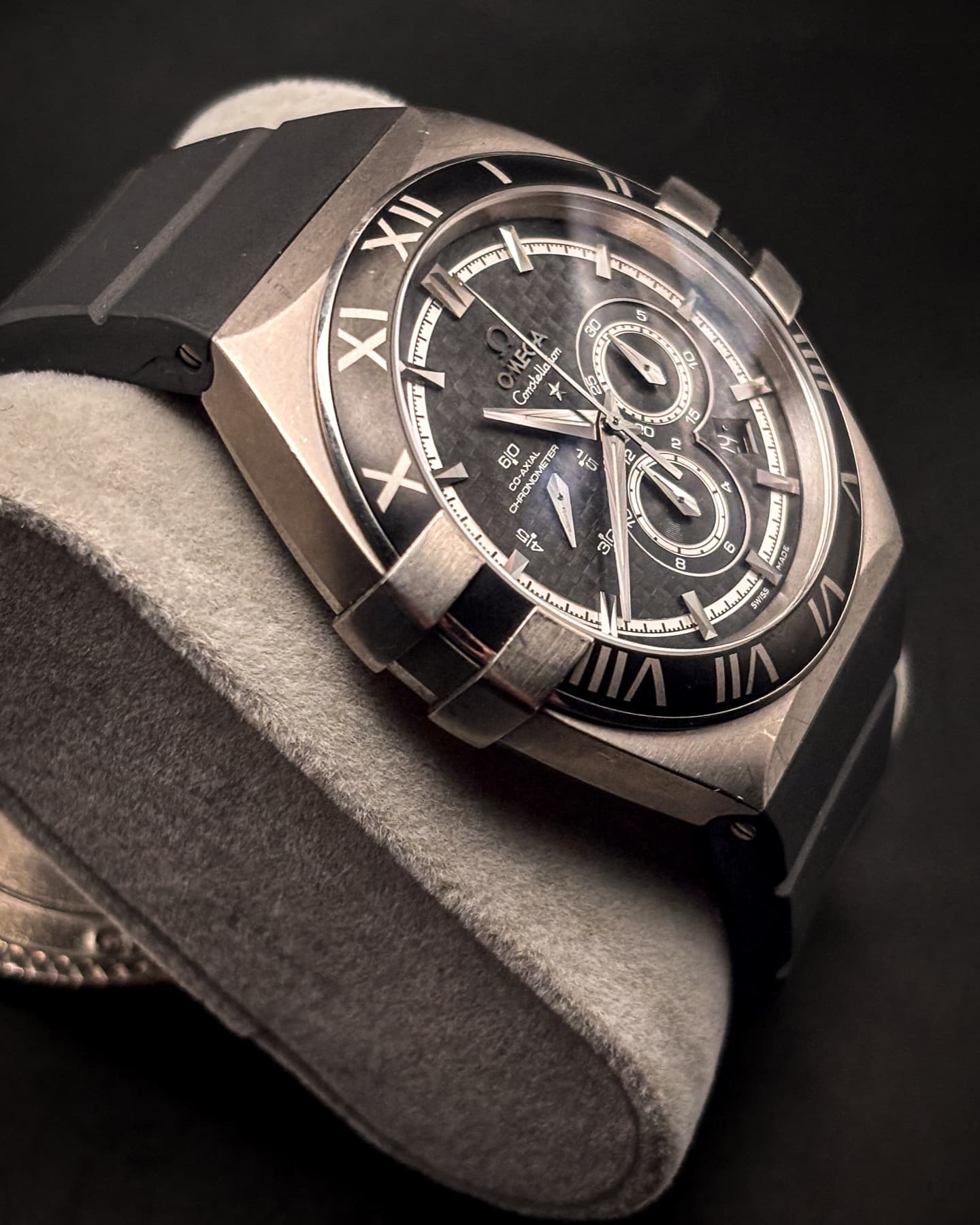 Omega Constellation Double Eagle detail 3
