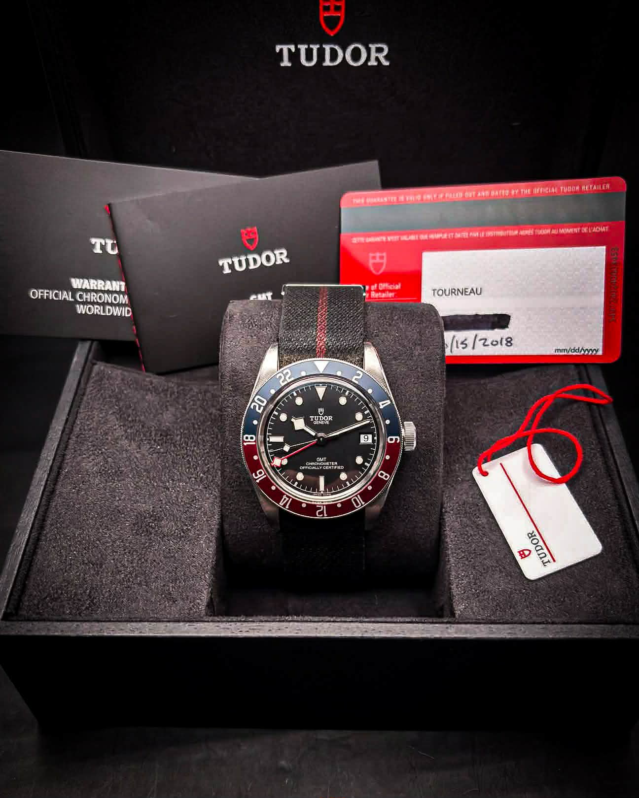 Tudor Black Bay GMT detail 5